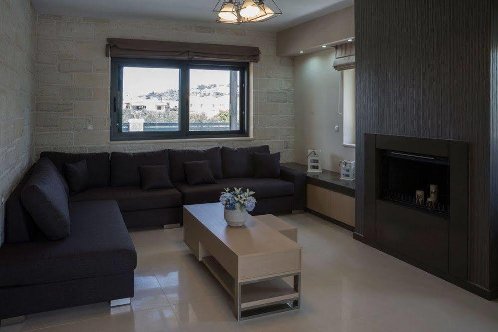 Villa-Azalea อัลมีรีดา ภายนอก รูปภาพ